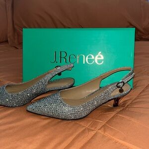 Gorgeous J Renee Pewter glitter, rhinestone dress shoes great special occasions